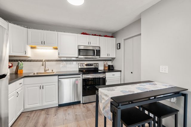 8 Lafayette Park 7, Lynn, MA 01902