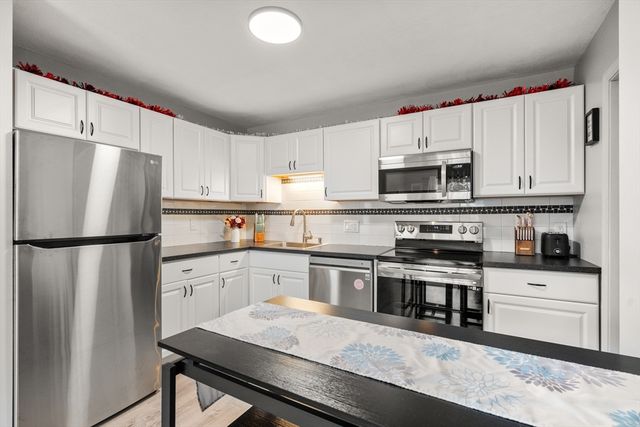 8 Lafayette Park 7, Lynn, MA 01902