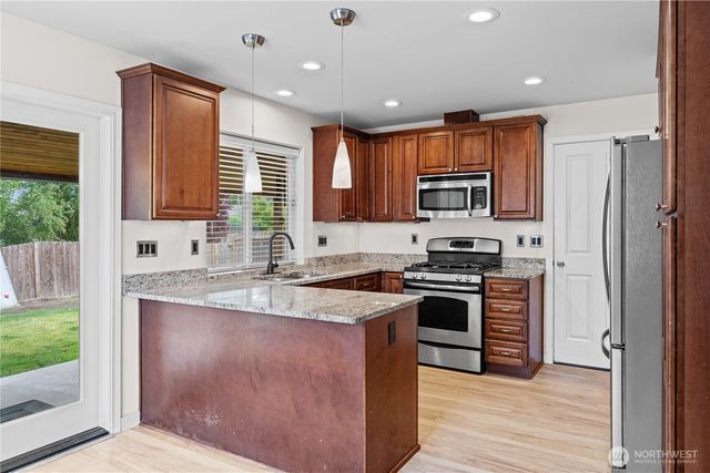411 Rudnick Court NW, Orting, WA 98360