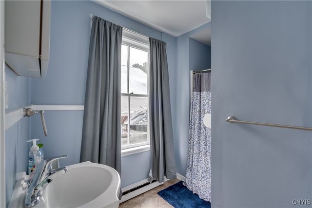 16 Bethune Street, Alexandria, NY 13607