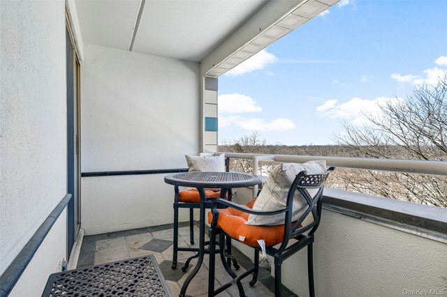 701 Pelham Road 5M, New Rochelle, NY 10805