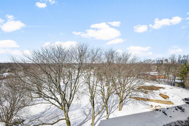 701 Pelham Road 5M, New Rochelle, NY 10805