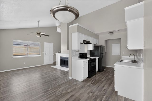 1122 Millview Drive 802, Arlington, TX 76012