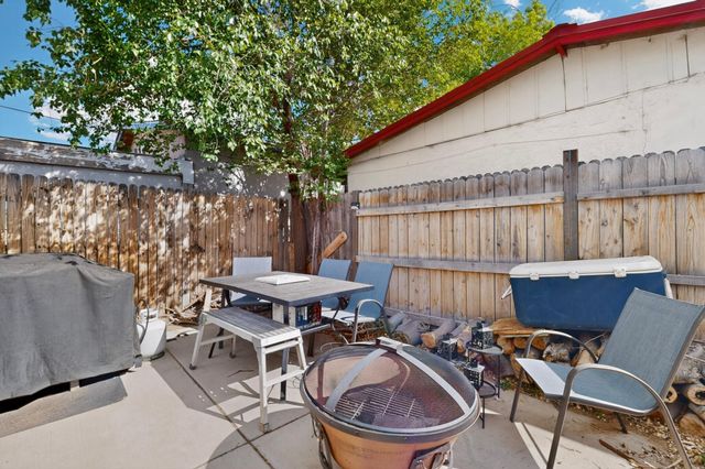 2904 1st Street NW, Albuquerque, NM 87107