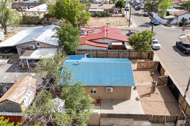 2904 1st Street NW, Albuquerque, NM 87107