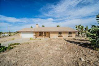 3818 Sunnyslope Road, Phelan, CA 92371