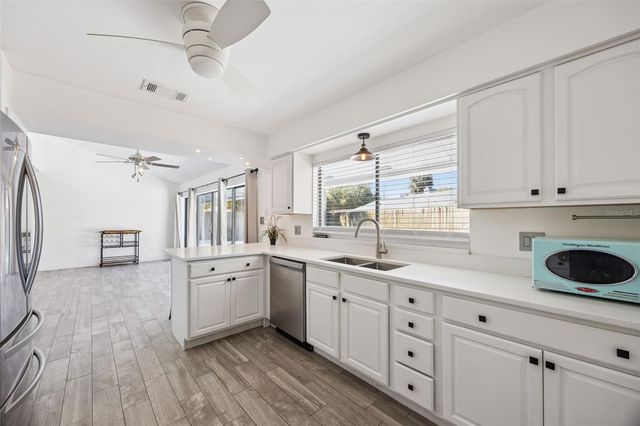 728 COQUINA COURT, Orlando, FL 32807