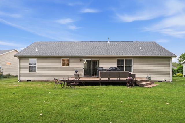 1726 Elderberry Circle, Demotte, IN 46310