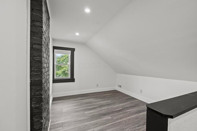 941 E Whittier Street, Columbus, OH 43206