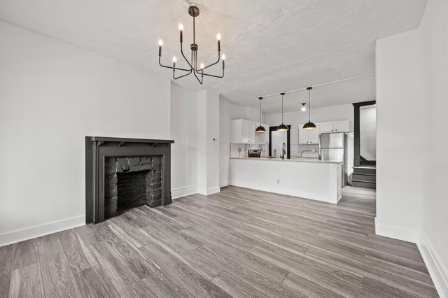 941 E Whittier Street, Columbus, OH 43206