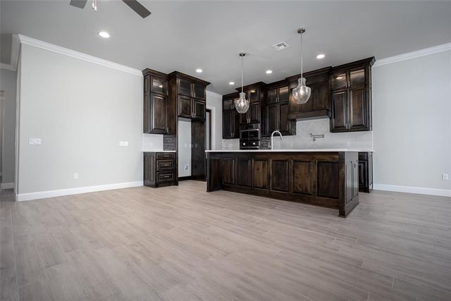 3021 SW 133rd Terrace, Oklahoma City, OK 73170