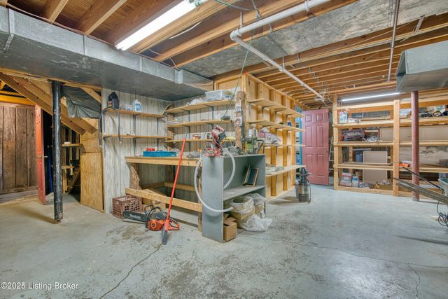 14010 Echo Hill Trail, Louisville, KY 40299