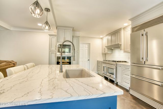 14010 Echo Hill Trail, Louisville, KY 40299