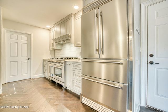 14010 Echo Hill Trail, Louisville, KY 40299