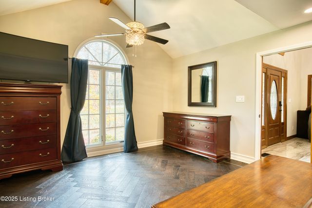 14010 Echo Hill Trail, Louisville, KY 40299