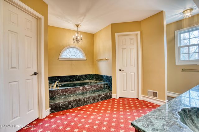 14010 Echo Hill Trail, Louisville, KY 40299