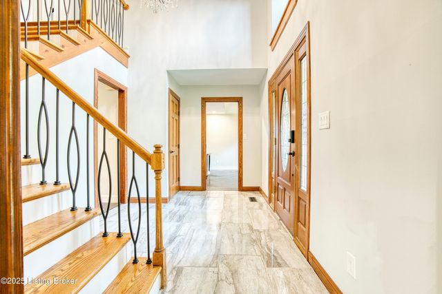 14010 Echo Hill Trail, Louisville, KY 40299