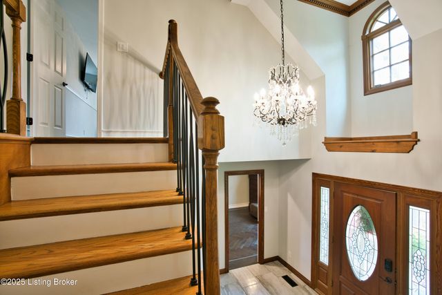 14010 Echo Hill Trail, Louisville, KY 40299