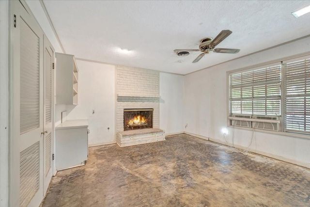 334 Biscayne Boulevard, El Lago, TX 77586
