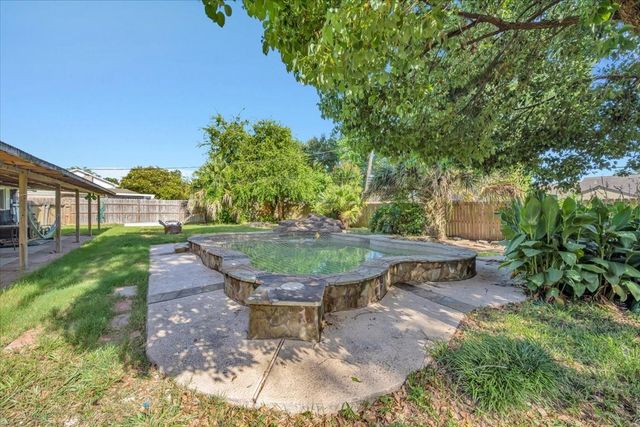 334 Biscayne Boulevard, El Lago, TX 77586