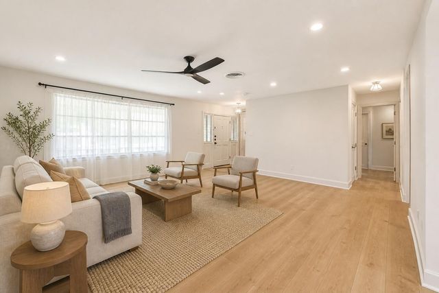 334 Biscayne Boulevard, El Lago, TX 77586