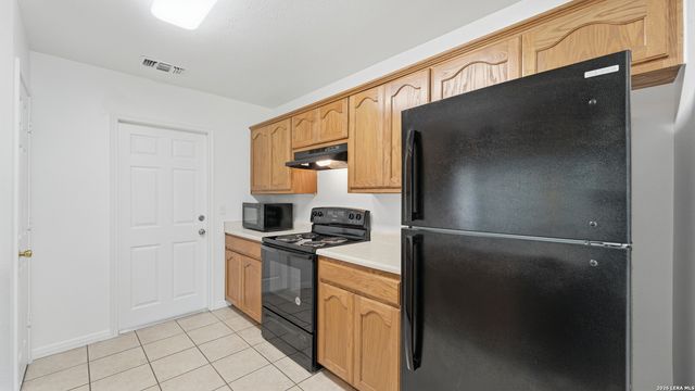 1615 Sunshine Peak, New Braunfels, TX 78130