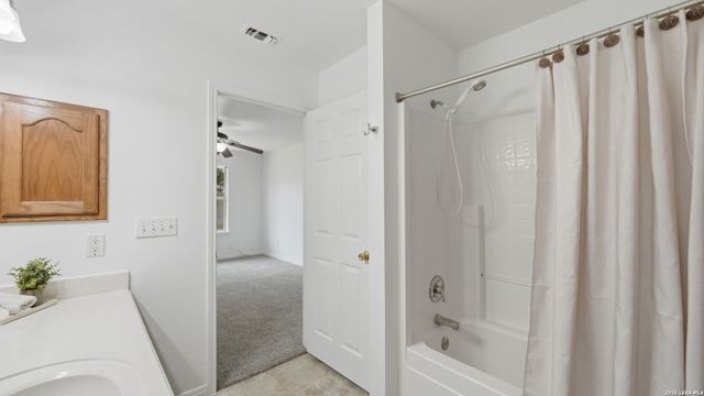 1615 Sunshine Peak, New Braunfels, TX 78130