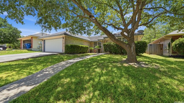 1615 Sunshine Peak, New Braunfels, TX 78130