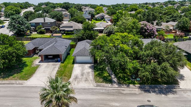 1615 Sunshine Peak, New Braunfels, TX 78130