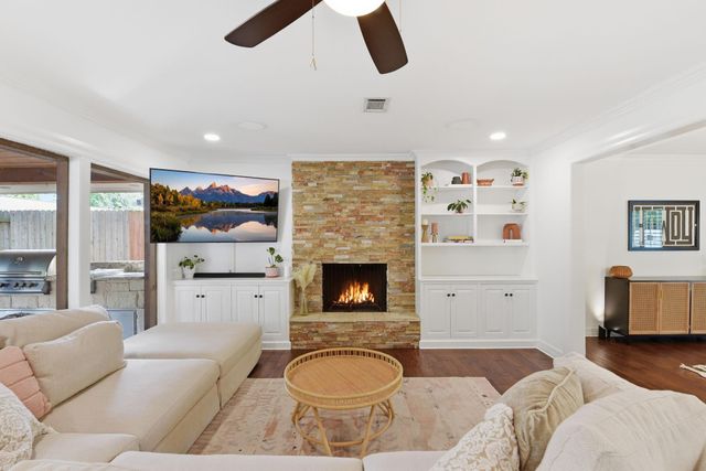 10710 Bordley Drive, Houston, TX 77042