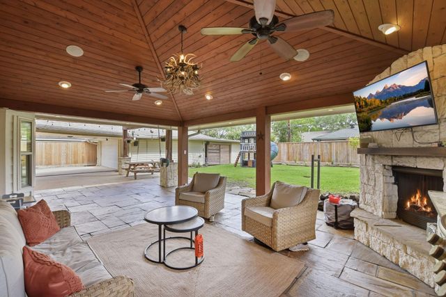 10710 Bordley Drive, Houston, TX 77042