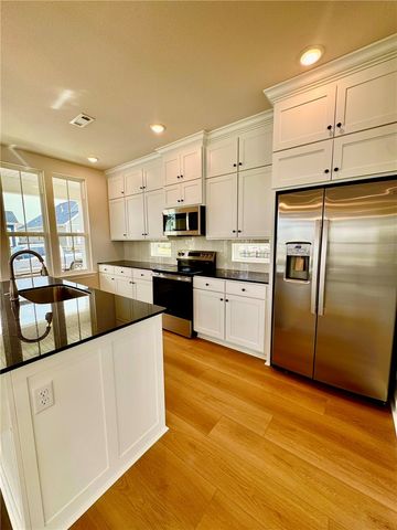 6747 Winterwood Avenue, Springdale, AR 72762