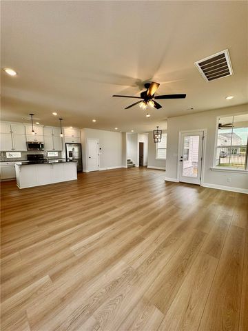 6747 Winterwood Avenue, Springdale, AR 72762