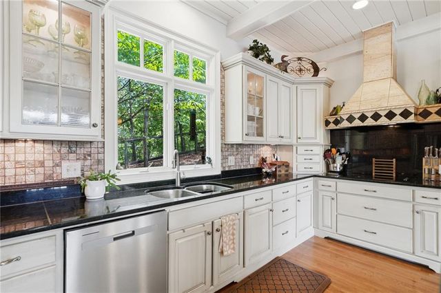 105 White Pine Court, Waleska, GA 30183