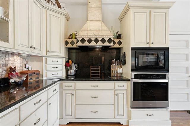 105 White Pine Court, Waleska, GA 30183