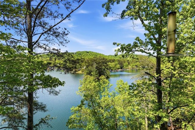 105 White Pine Court, Waleska, GA 30183