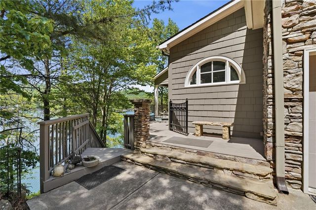 105 White Pine Court, Waleska, GA 30183