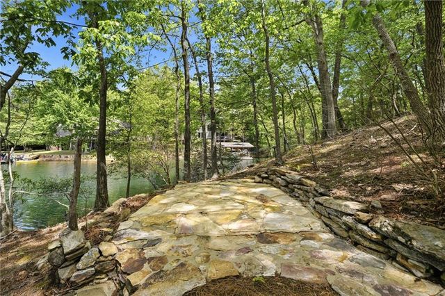 105 White Pine Court, Waleska, GA 30183