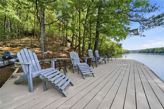 105 White Pine Court, Waleska, GA 30183