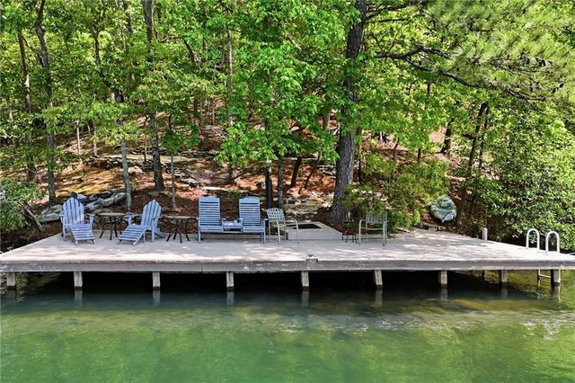 105 White Pine Court, Waleska, GA 30183