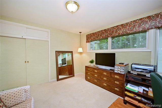 3310 Dogwood Court, Bloomfield Hills, MI 48304