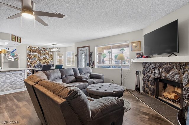 1341 Pinto Rock Lane 202, Las Vegas, NV 89128