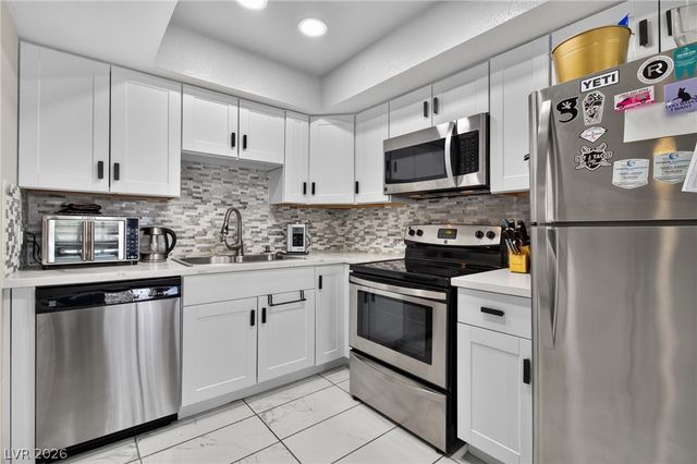 1341 Pinto Rock Lane 202, Las Vegas, NV 89128