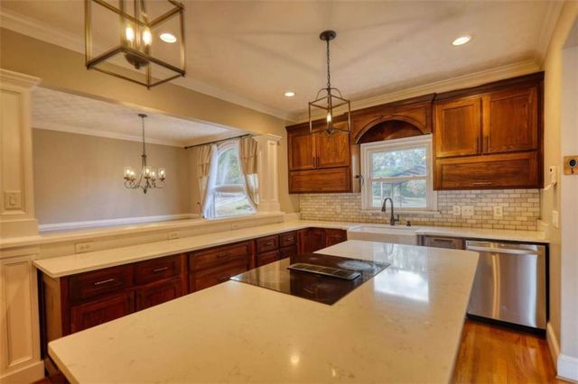 131 Upchurch Drive, Mcdonough, GA 30252