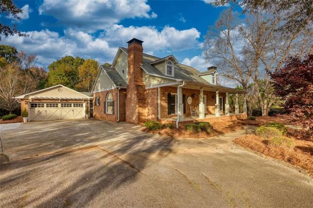 131 Upchurch Drive, Mcdonough, GA 30252