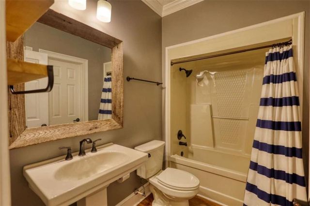 131 Upchurch Drive, Mcdonough, GA 30252