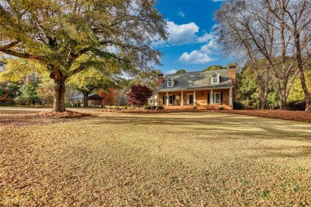 131 Upchurch Drive, Mcdonough, GA 30252