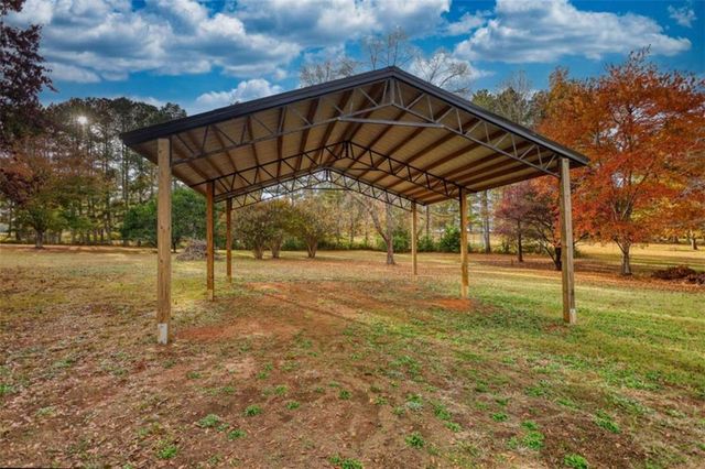 131 Upchurch Drive, Mcdonough, GA 30252