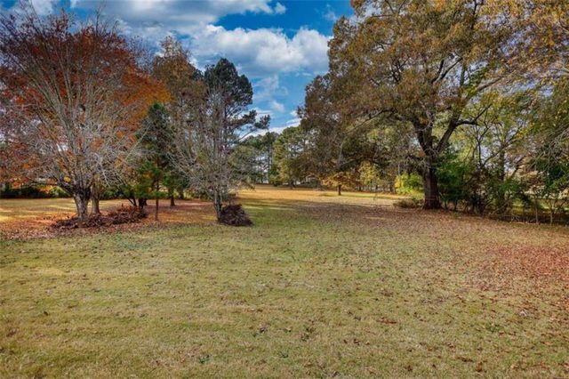 131 Upchurch Drive, Mcdonough, GA 30252