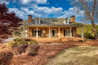 131 Upchurch Drive, Mcdonough, GA 30252